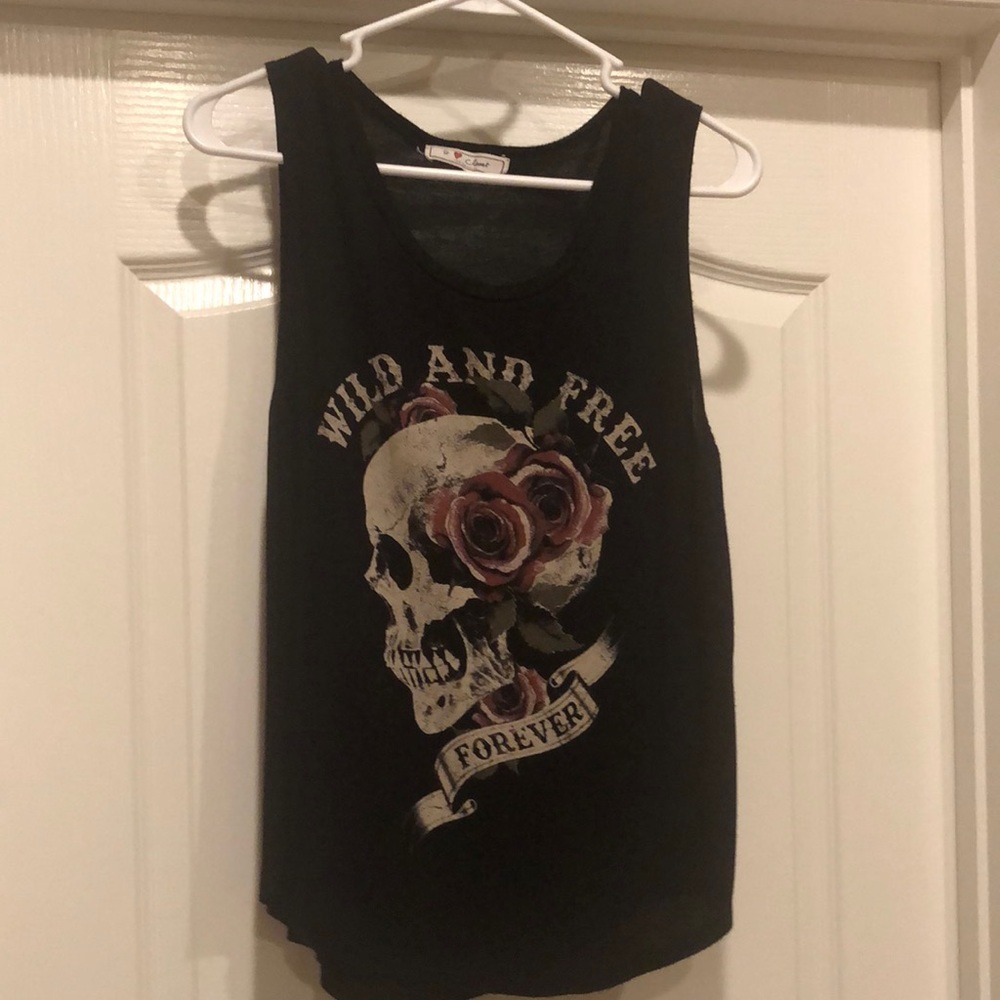 It Closet, Los Angeles medium black graphic tank top with skulls and roses